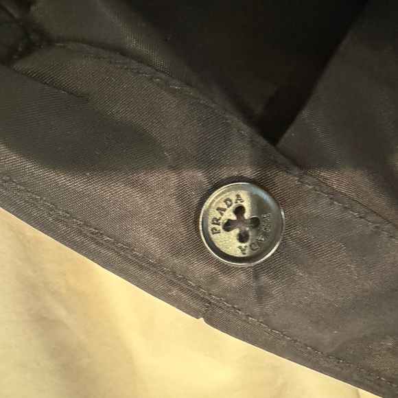 Iconic Prada nylon, pleated skirt with buckle closure - Picture 5 of 6